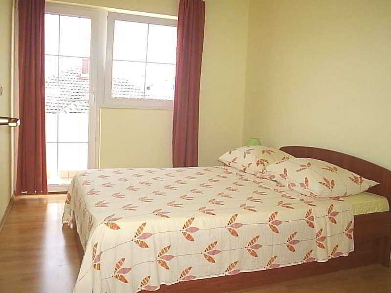 Apartments Burmeta ซาดาร์ ภายนอก รูปภาพ